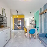 Sunsoaked Msida Penthouses With Hot Tub, Wifi & Ac By 360 Estates
