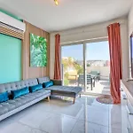 شقة Sunsoaked Msida Penthouses With Hot Tub, Wifi & Ac By 360 Estates *