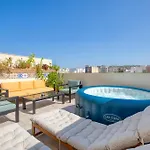 Sunsoaked Msida Penthouses With Hot Tub, Wifi & Ac By 360 Estates Santa Vennera