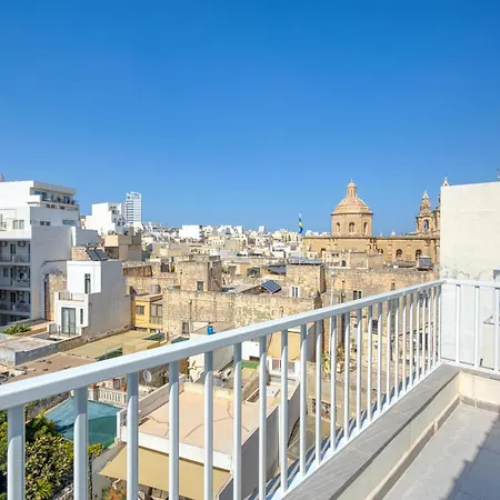 Sunsoaked Msida Penthouses With Hot Tub, Wifi & Ac By 360 Estates Apartman Santa Venera