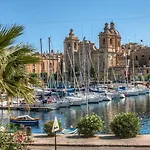 Sunsoaked Msida Penthouses With Hot Tub, Wifi & Ac By 360 Estates Apartament
