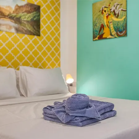 Sunsoaked Msida Penthouses With Hot Tub, Wifi & Ac By 360 Estates