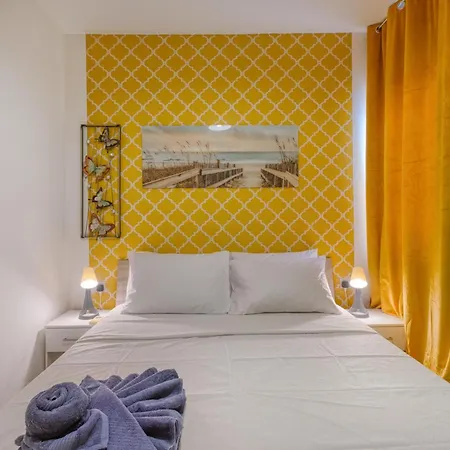 Sunsoaked Msida Penthouses With Hot Tub, Wifi & Ac By 360 Estates Apartamento Santa Vennera