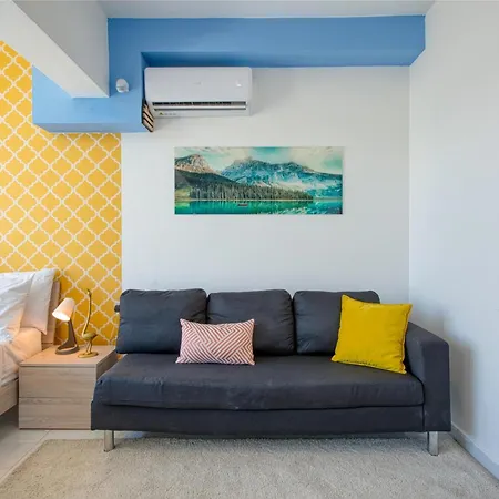 Sunsoaked Msida Penthouses With Hot Tub, Wifi & Ac By 360 Estates Santa Vennera