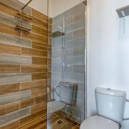 Sunsoaked Msida Penthouses With Hot Tub, Wifi & Ac By 360 Estates
