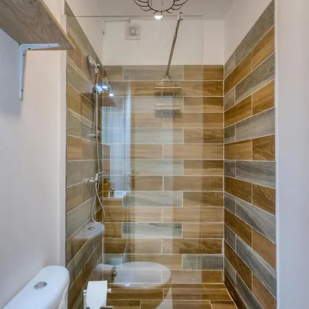 Sunsoaked Msida Penthouses With Hot Tub, Wifi & Ac By 360 Estates Santa Vennera