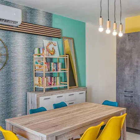 Sunsoaked Msida Penthouses With Hot Tub, Wifi & Ac By 360 Estates Santa Vennera