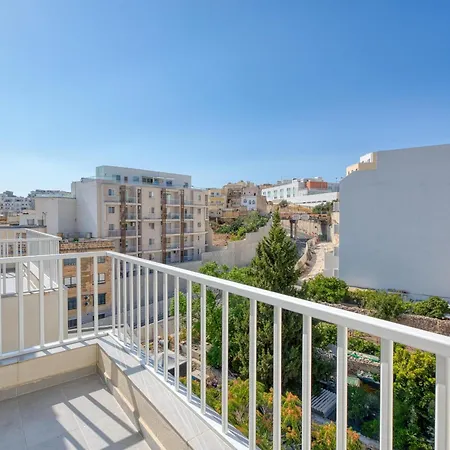 Sunsoaked Msida Penthouses With Hot Tub, Wifi & Ac By 360 Estates *