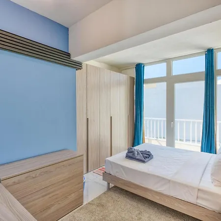 Sunsoaked Msida Penthouses With Hot Tub, Wifi & Ac By 360 Estates Apartamento
