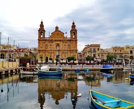 Sunsoaked Msida Penthouses With Hot Tub, Wifi & Ac By 360 Estates *