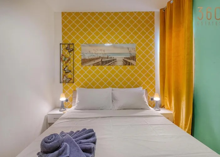 Sunsoaked Msida Penthouses With Hot Tub, Wifi & Ac By 360 Estates Apartamento Santa Vennera