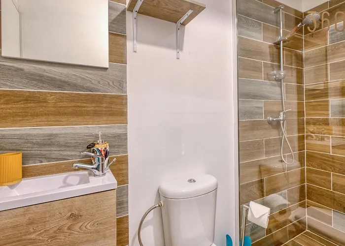 Apartamento Sunsoaked Msida Penthouses With Hot Tub, Wifi & Ac By 360 Estates