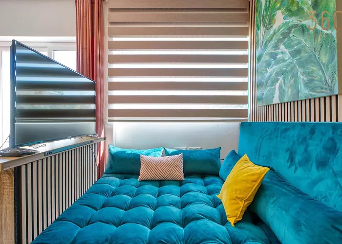 Sunsoaked Msida Penthouses With Hot Tub, Wifi & Ac By 360 Estates Santa Vennera