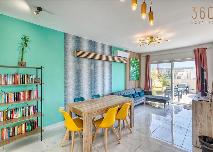 Sunsoaked Msida Penthouses With Hot Tub, Wifi & Ac By 360 Estates Apartamento Santa Vennera