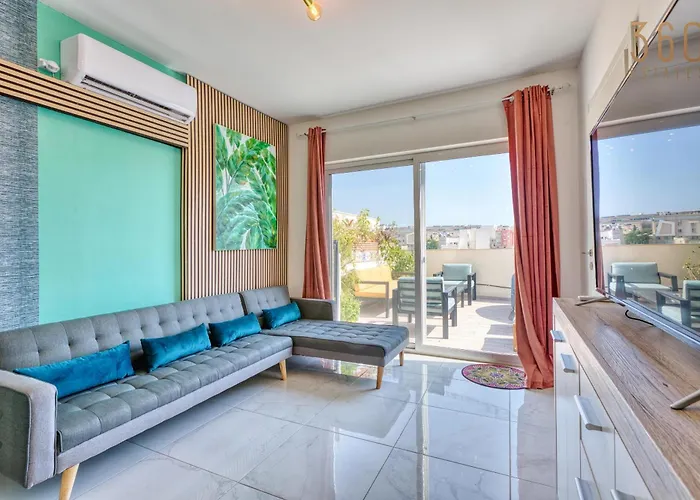 Apartamento Sunsoaked Msida Penthouses With Hot Tub, Wifi & Ac By 360 Estates *