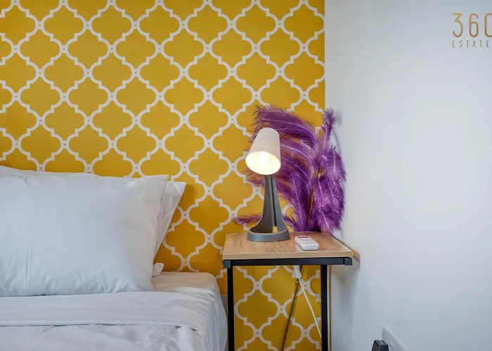 Sunsoaked Msida Penthouses With Hot Tub, Wifi & Ac By 360 Estates *