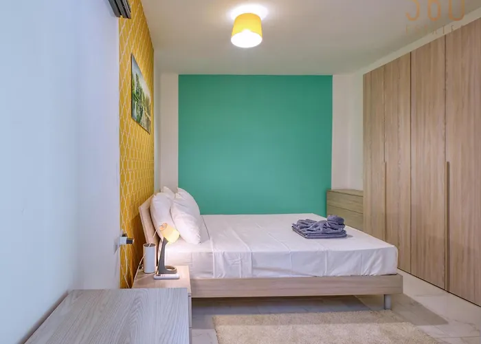 Sunsoaked Msida Penthouses With Hot Tub, Wifi & Ac By 360 Estates Apartamento