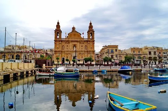 Sunsoaked Msida Penthouses With Hot Tub, Wifi & Ac By 360 Estates *